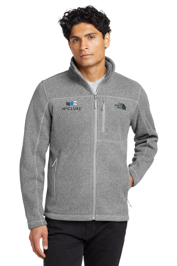 Jacket: The North Face Sweater Fleece